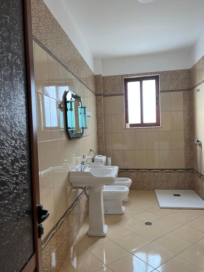 Guest House Il Palazzo Durrës Buitenkant foto