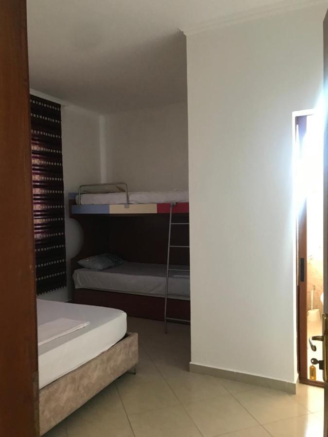 Guest House Il Palazzo Durrës Buitenkant foto